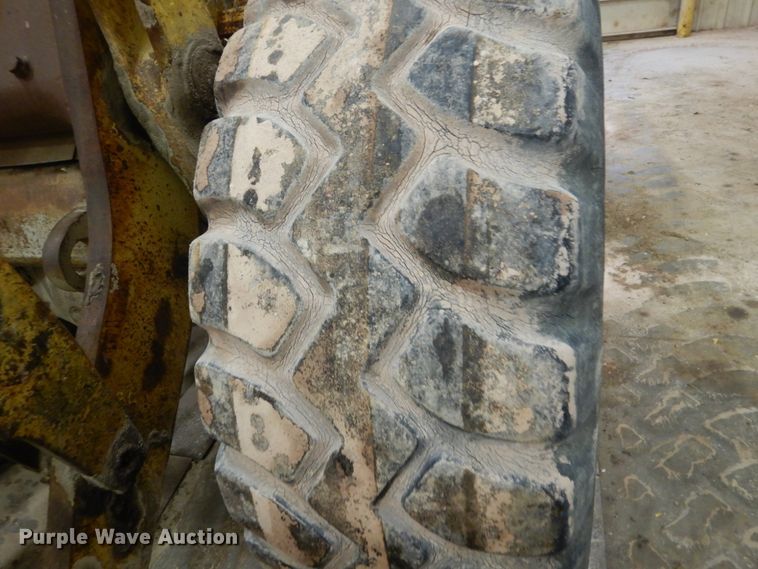 image for item HS9920 1974 Caterpillar 966C  wheel loader
