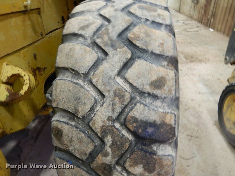 image for item HS9920 1974 Caterpillar 966C  wheel loader