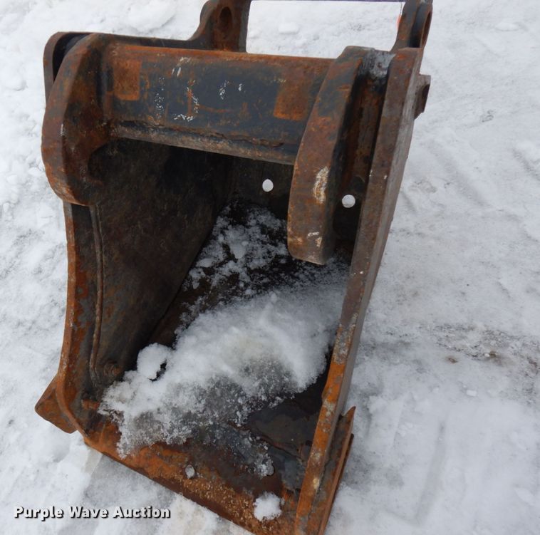 image for item HX9566 Excavator attachments