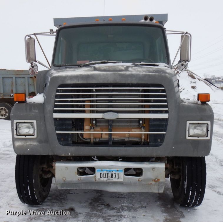 image for item HX9577 1995 Ford LN8000  dump truck