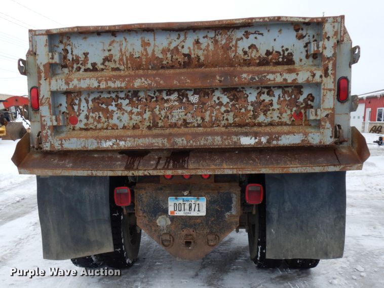 image for item HX9577 1995 Ford LN8000  dump truck