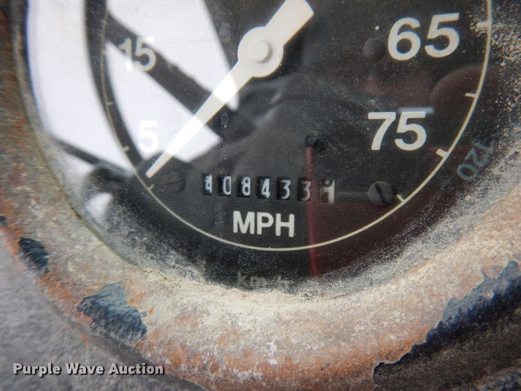 image for item HX9577 1995 Ford LN8000  dump truck