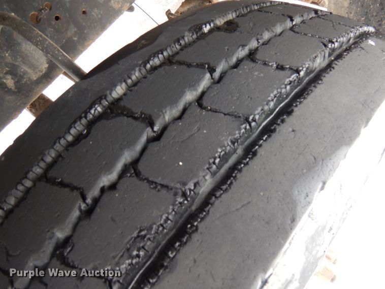 image for item HX9577 1995 Ford LN8000  dump truck