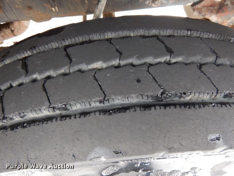 image for item HX9577 1995 Ford LN8000  dump truck