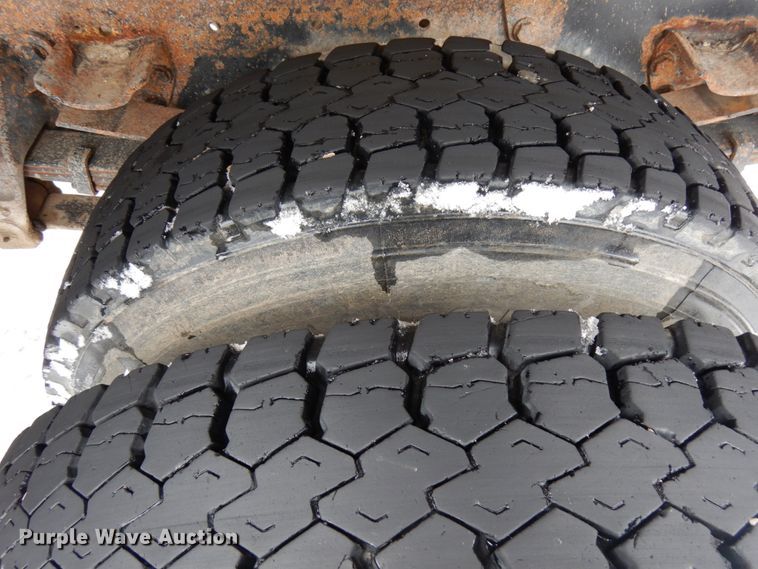 image for item HX9577 1995 Ford LN8000  dump truck