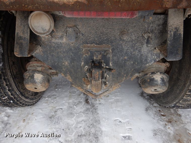 image for item HX9578 1994 Ford L9000  dump truck