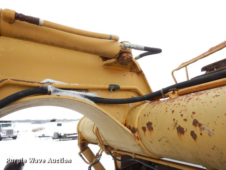 image for item HX9579 1987 Caterpillar 613C  elevating scraper