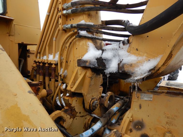 image for item HX9579 1987 Caterpillar 613C  elevating scraper