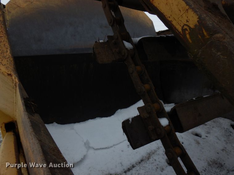 image for item HX9579 1987 Caterpillar 613C  elevating scraper