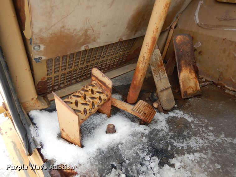 image for item HX9579 1987 Caterpillar 613C  elevating scraper