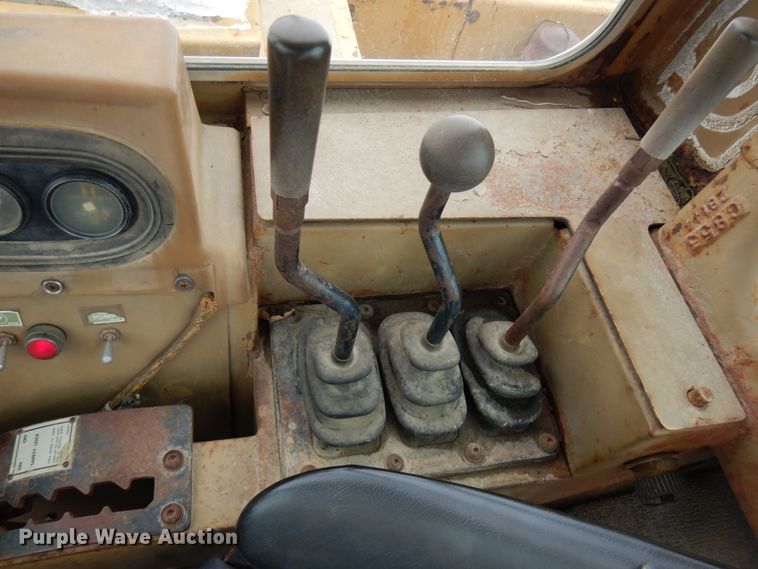 image for item HX9579 1987 Caterpillar 613C  elevating scraper