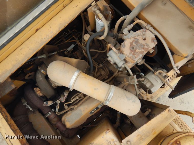 image for item HX9579 1987 Caterpillar 613C  elevating scraper