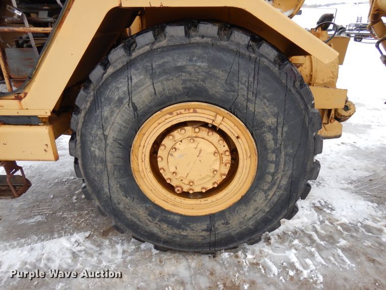 image for item HX9579 1987 Caterpillar 613C  elevating scraper