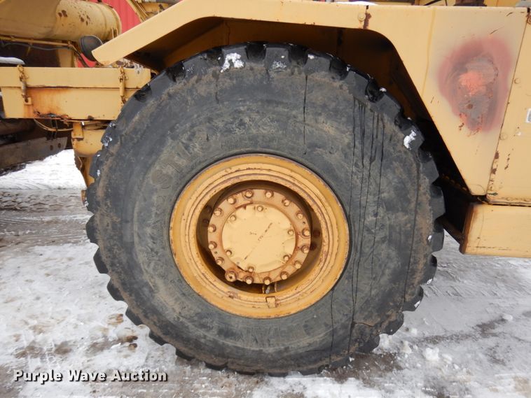 image for item HX9579 1987 Caterpillar 613C  elevating scraper