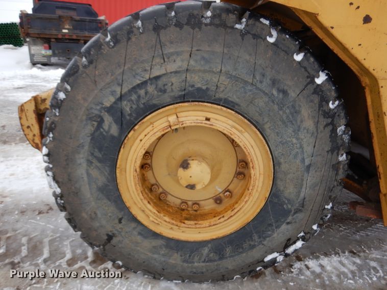 image for item HX9579 1987 Caterpillar 613C  elevating scraper