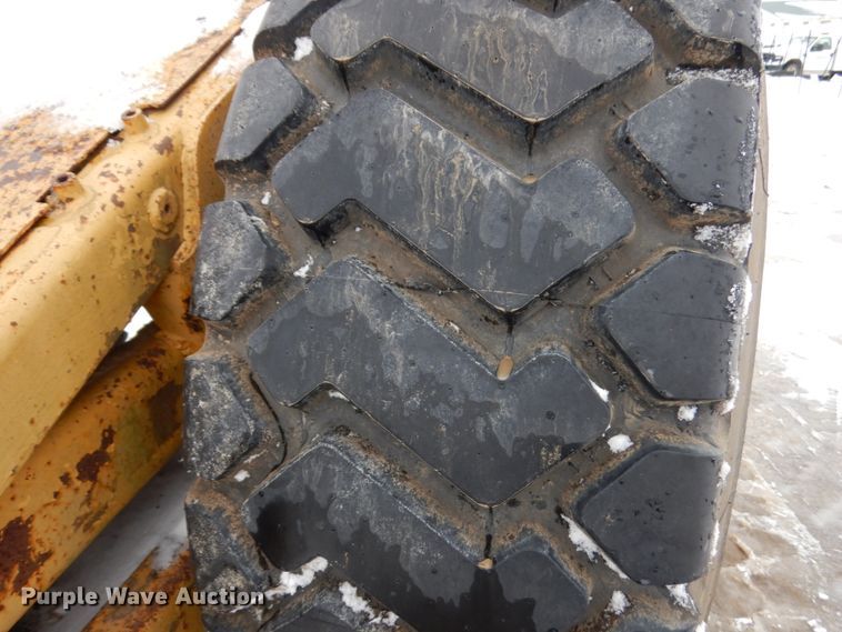 image for item HX9579 1987 Caterpillar 613C  elevating scraper