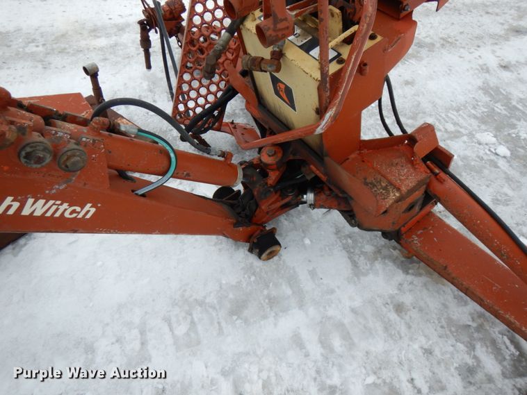 image for item HX9586 Ditch Witch 140 backhoe attachment