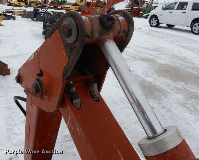 image for item HX9586 Ditch Witch 140 backhoe attachment