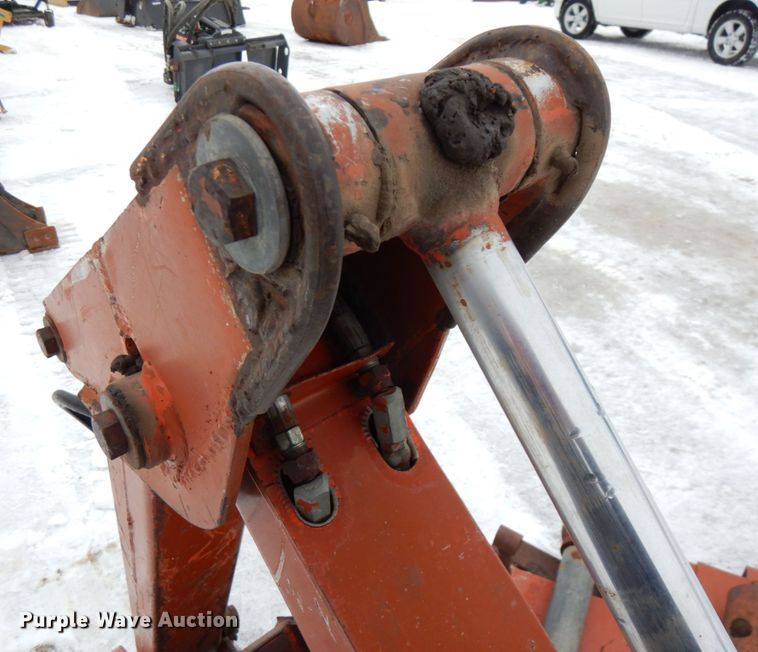 image for item HX9586 Ditch Witch 140 backhoe attachment