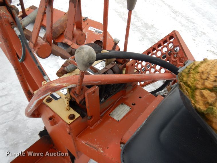 image for item HX9586 Ditch Witch 140 backhoe attachment