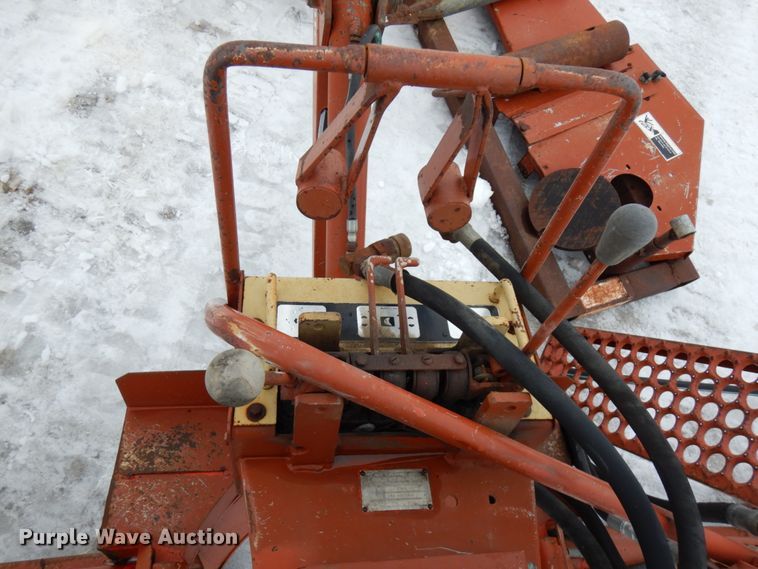 image for item HX9586 Ditch Witch 140 backhoe attachment