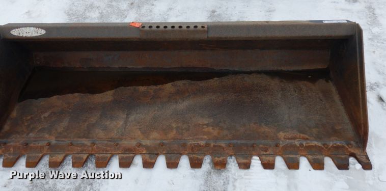 image for item HX9588 Virnig 96"W low profile skid steer bucket