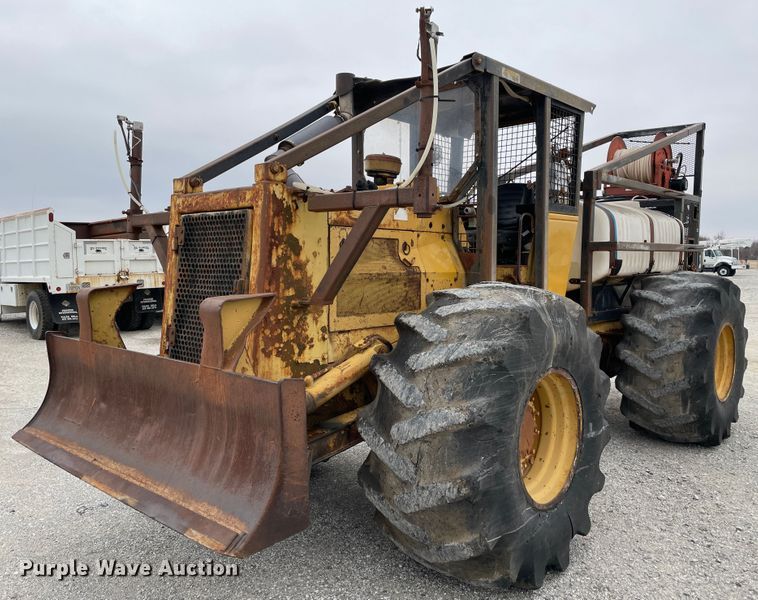 image for item HX9758 Caterpillar skidder