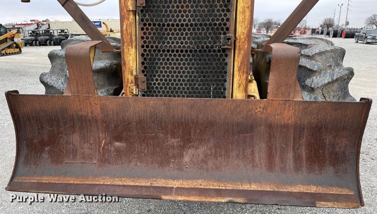 image for item HX9758 Caterpillar skidder