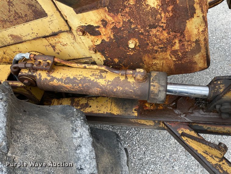 image for item HX9758 Caterpillar skidder