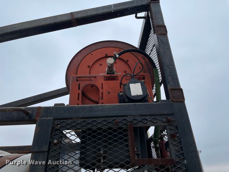 image for item HX9758 Caterpillar skidder