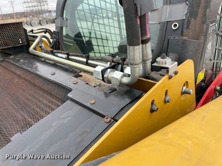 image for item HX9765 Caterpillar 299D XHP  tracked skid steer loader