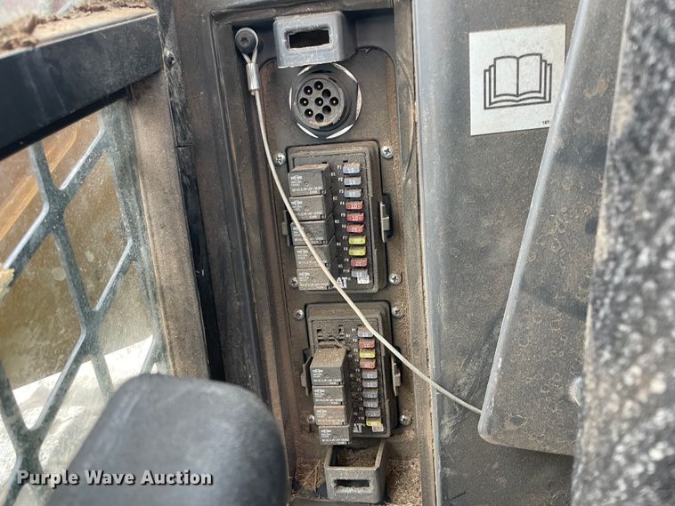 image for item HX9765 Caterpillar 299D XHP  tracked skid steer loader