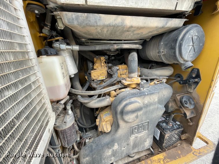 image for item HX9765 Caterpillar 299D XHP  tracked skid steer loader