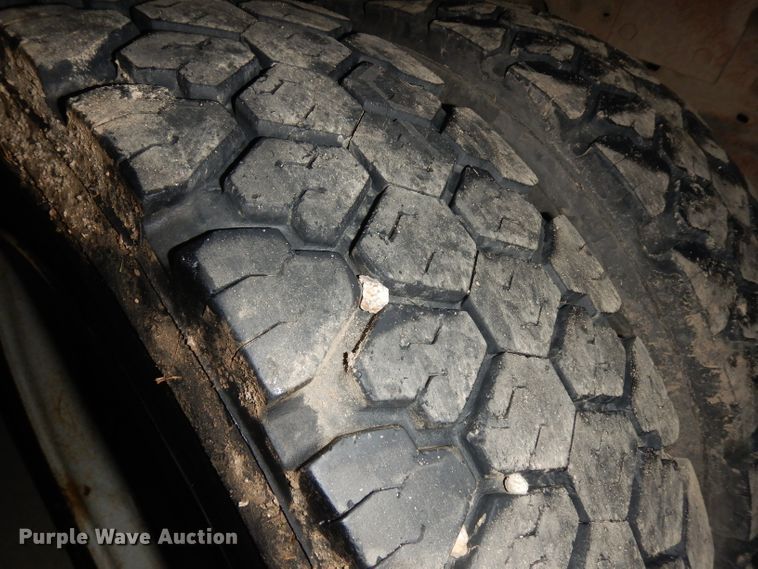 image for item IG9188 2007 Ford F550 Super Duty  winch truck