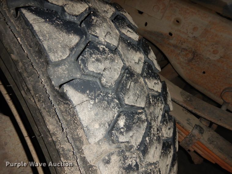 image for item IG9188 2007 Ford F550 Super Duty  winch truck