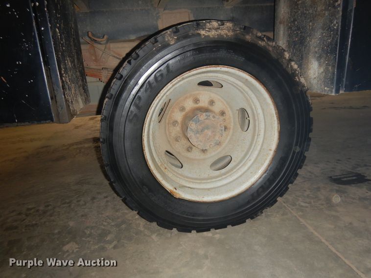 image for item IG9188 2007 Ford F550 Super Duty  winch truck