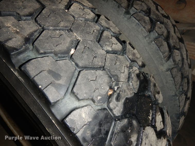 image for item IG9188 2007 Ford F550 Super Duty  winch truck