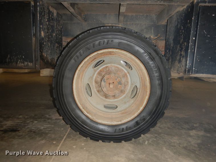 image for item IG9188 2007 Ford F550 Super Duty  winch truck