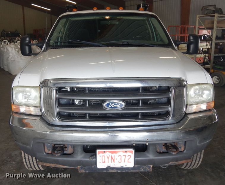 image for item IG9190 2002 Ford F550 Super Duty  winch truck