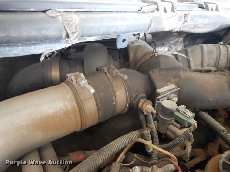 image for item IG9190 2002 Ford F550 Super Duty  winch truck