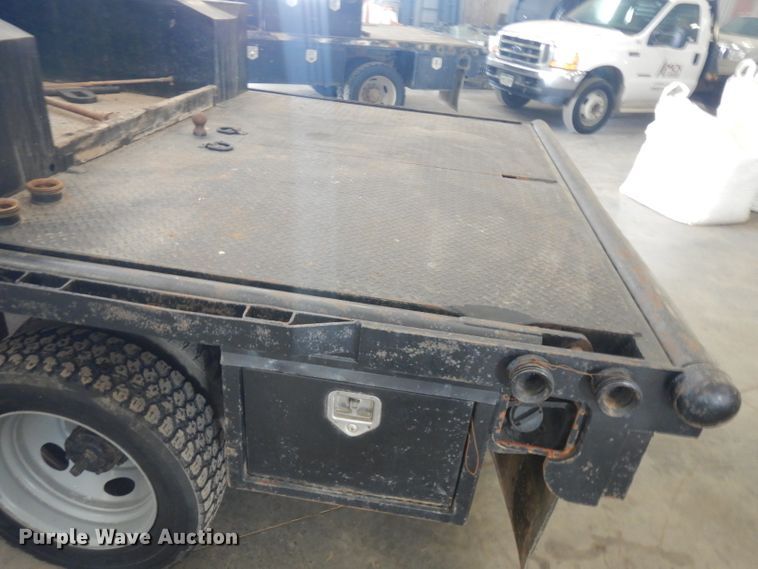 image for item IG9190 2002 Ford F550 Super Duty  winch truck