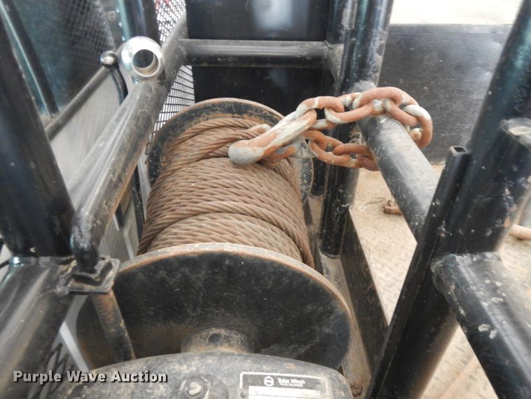 image for item IG9190 2002 Ford F550 Super Duty  winch truck