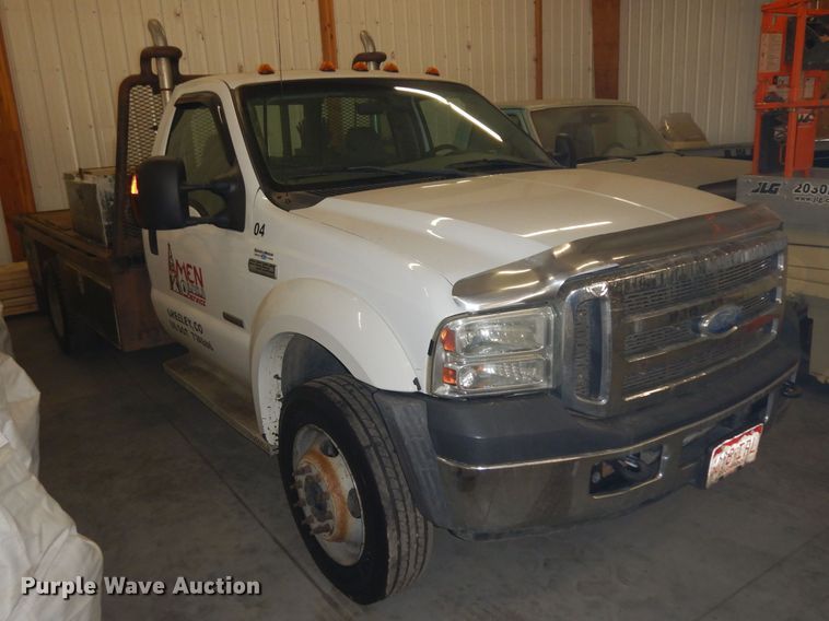 image for item IG9191 2006 Ford F550 Super Duty  winch truck