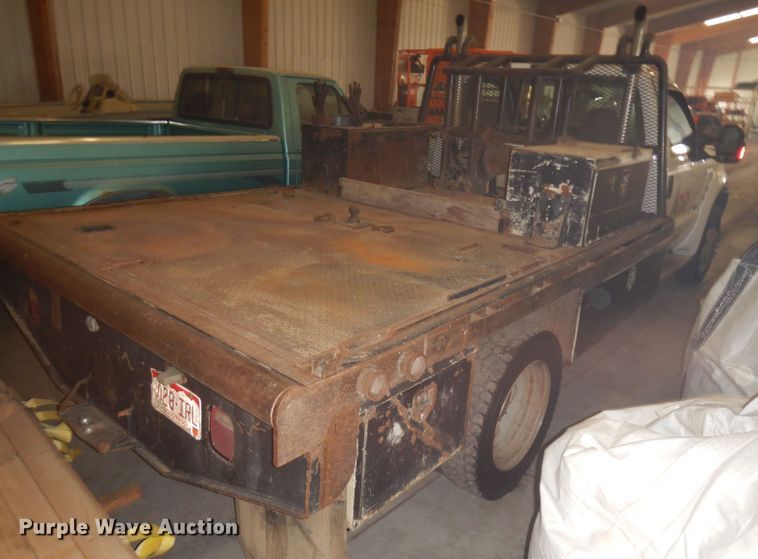 image for item IG9191 2006 Ford F550 Super Duty  winch truck