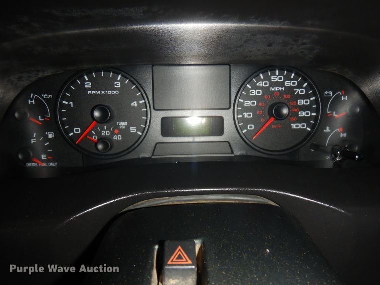 image for item IG9191 2006 Ford F550 Super Duty  winch truck