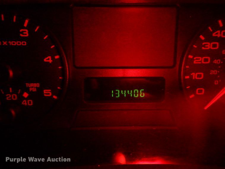 image for item IG9191 2006 Ford F550 Super Duty  winch truck