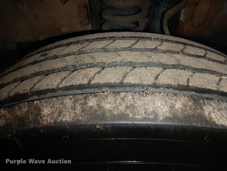 image for item IG9191 2006 Ford F550 Super Duty  winch truck