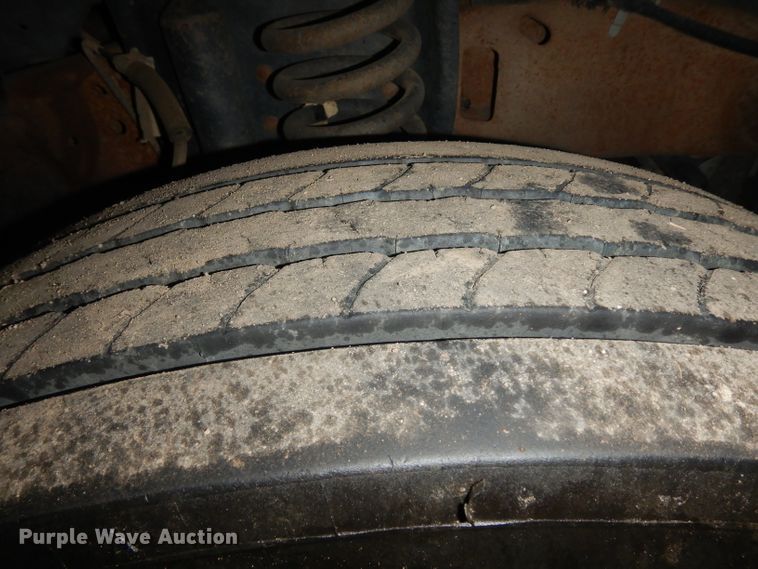 image for item IG9191 2006 Ford F550 Super Duty  winch truck