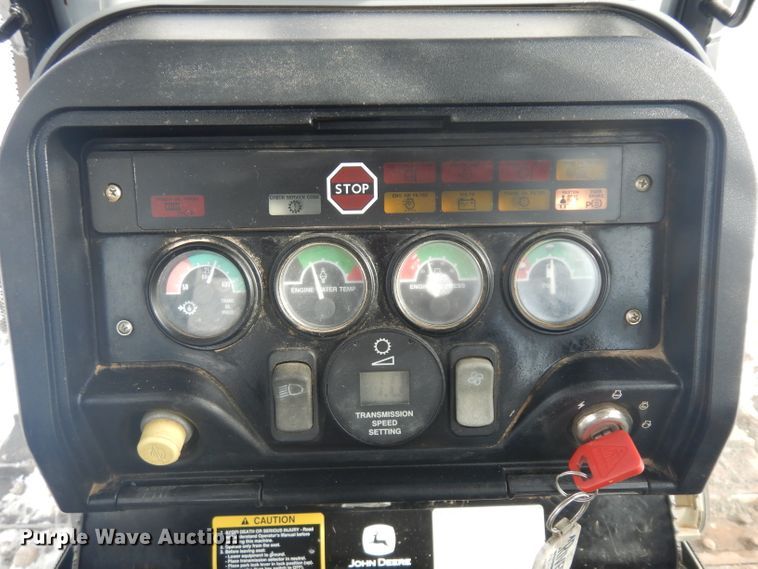 image for item IG9196 2002 John Deere 450H  dozer