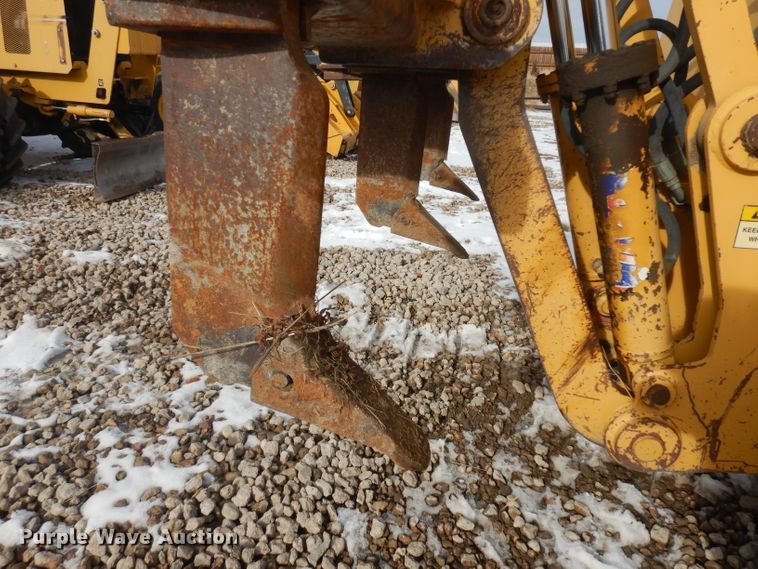 image for item IG9196 2002 John Deere 450H  dozer